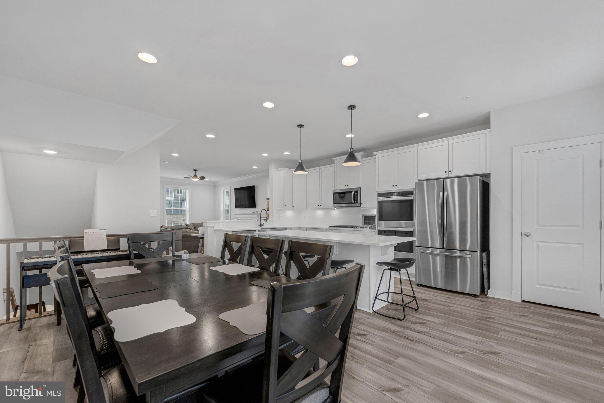 VILLAGES OF URBANA - Residential Lease