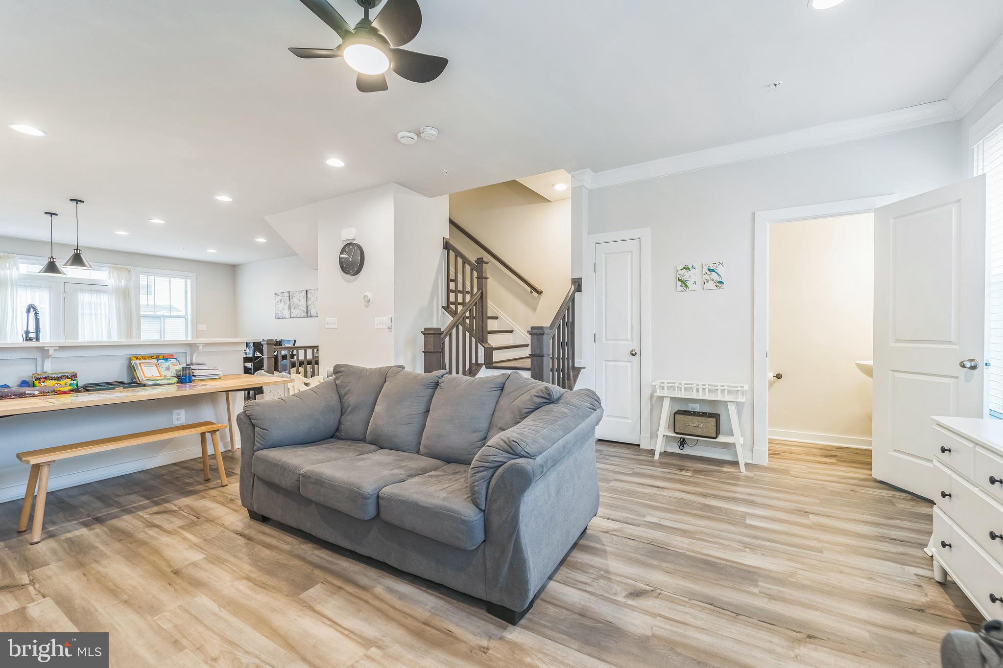 VILLAGES OF URBANA - Residential Lease