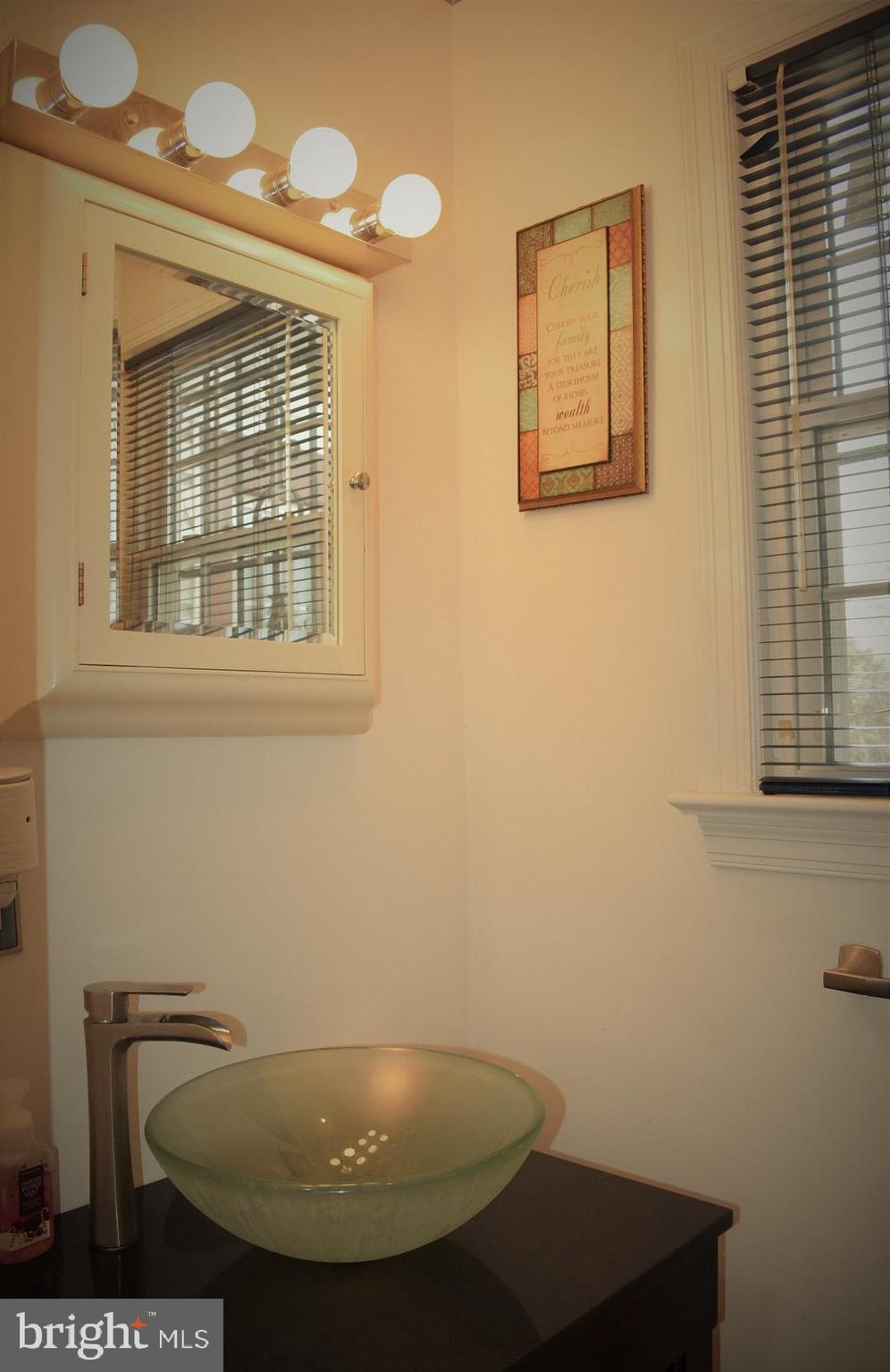 TEMPLE HILLS - Residential Lease