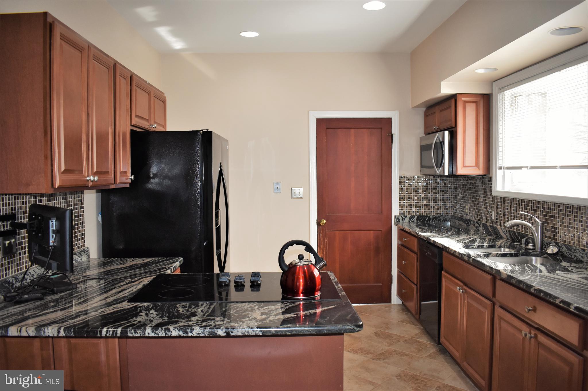 TEMPLE HILLS - Residential Lease