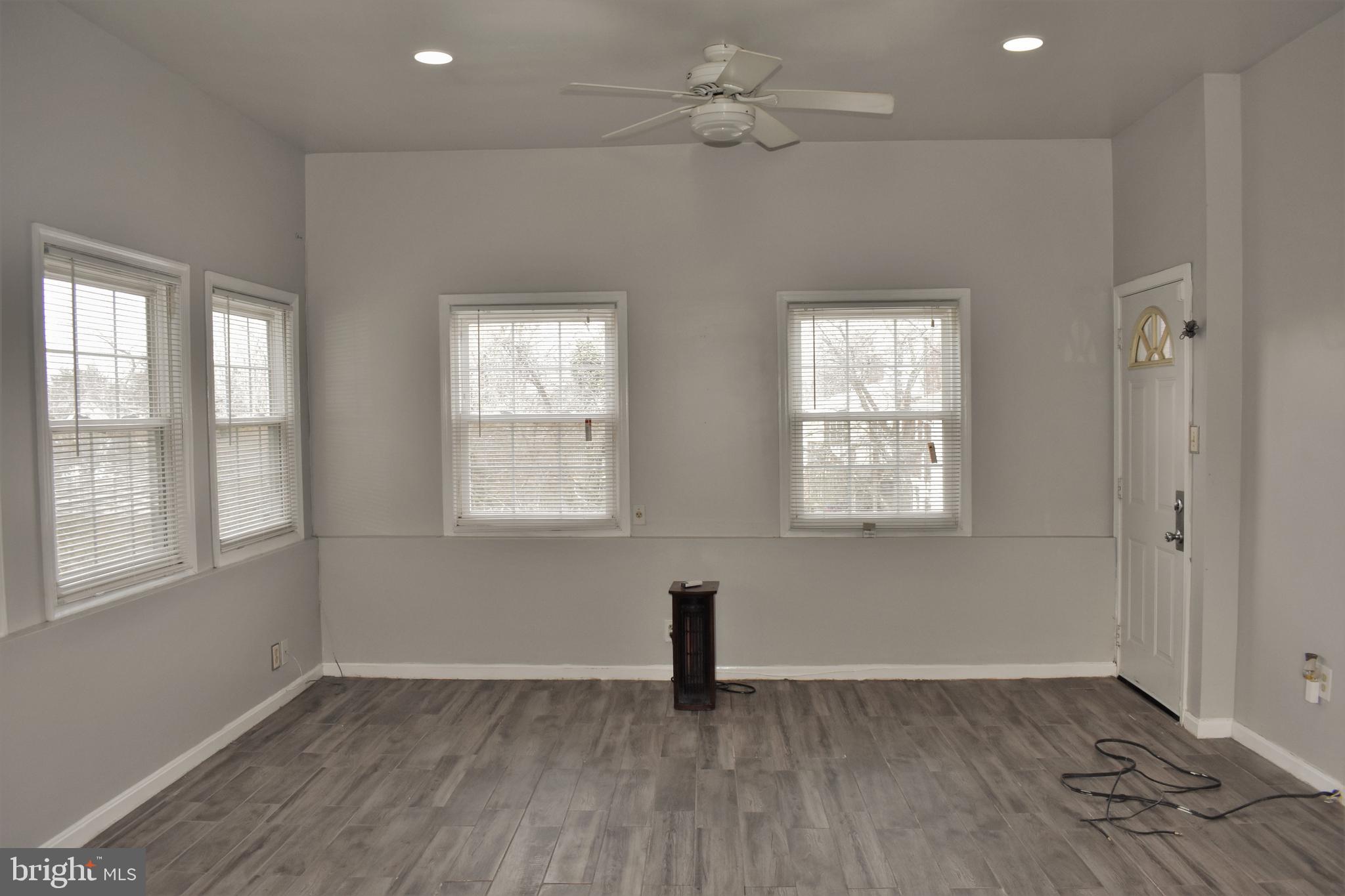 TEMPLE HILLS - Residential Lease