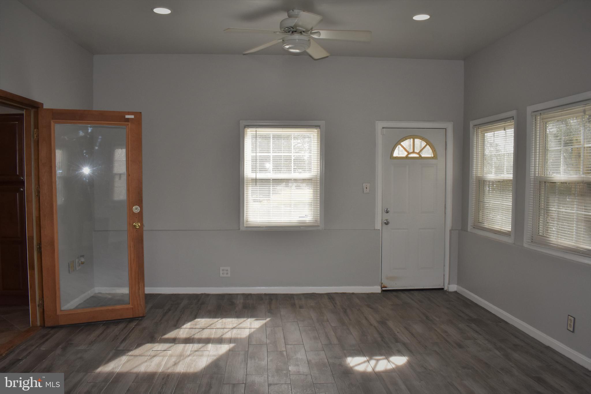 TEMPLE HILLS - Residential Lease