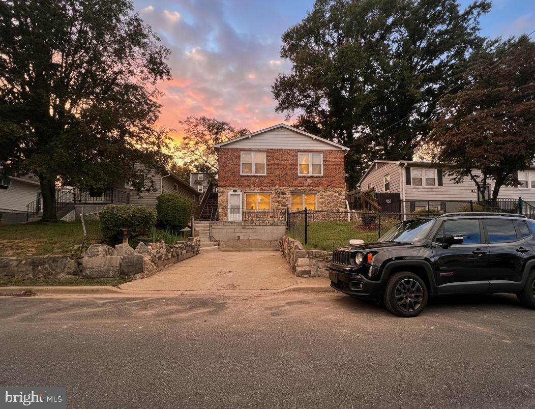 GREATER CAPITOL - Residential