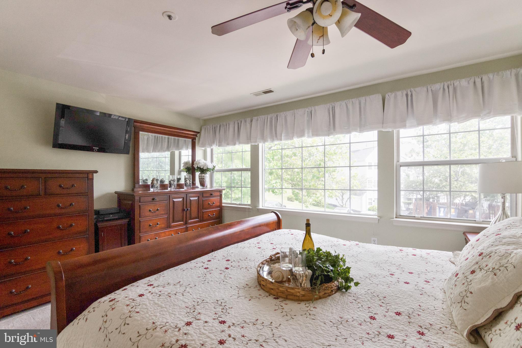 VILLAGE OF MONTGOMERY RUN - Residential