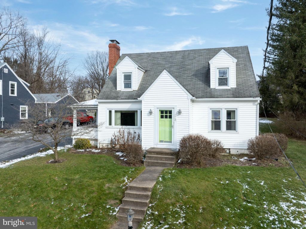 Photo of 173 Hillview Avenue, STATE COLLEGE, PA 16801 (MLS # PACE2517118)