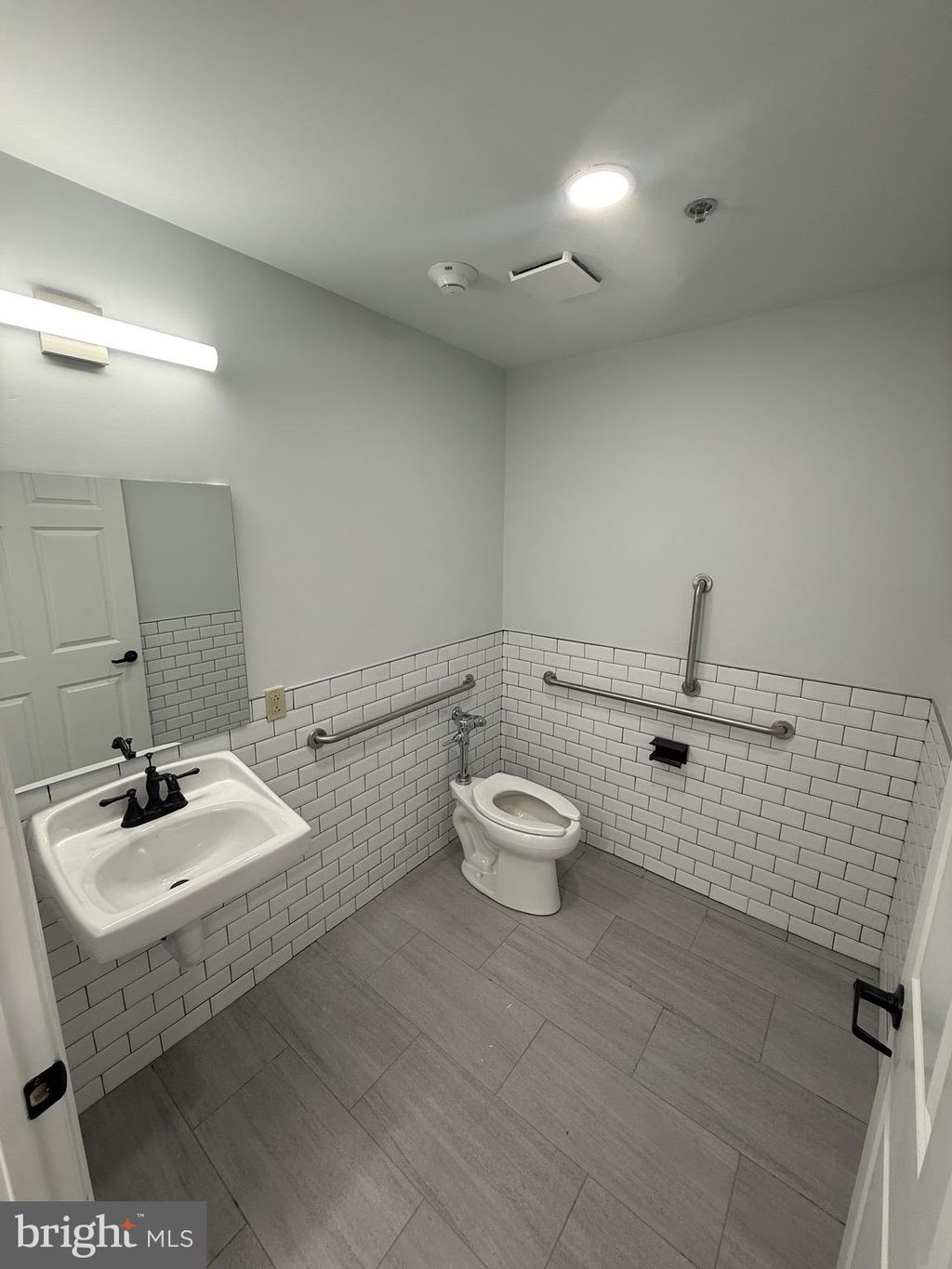 Photo of 2513 Frankford Avenue #1, PHILADELPHIA, PA 19125 (MLS # PAPH2581408)