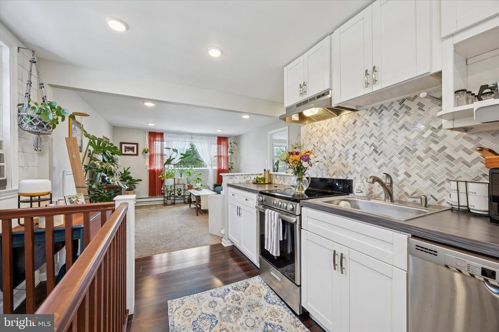 Photo of 413 N Pine Street, LANGHORNE, PA 19047 (MLS # PABU2105528)