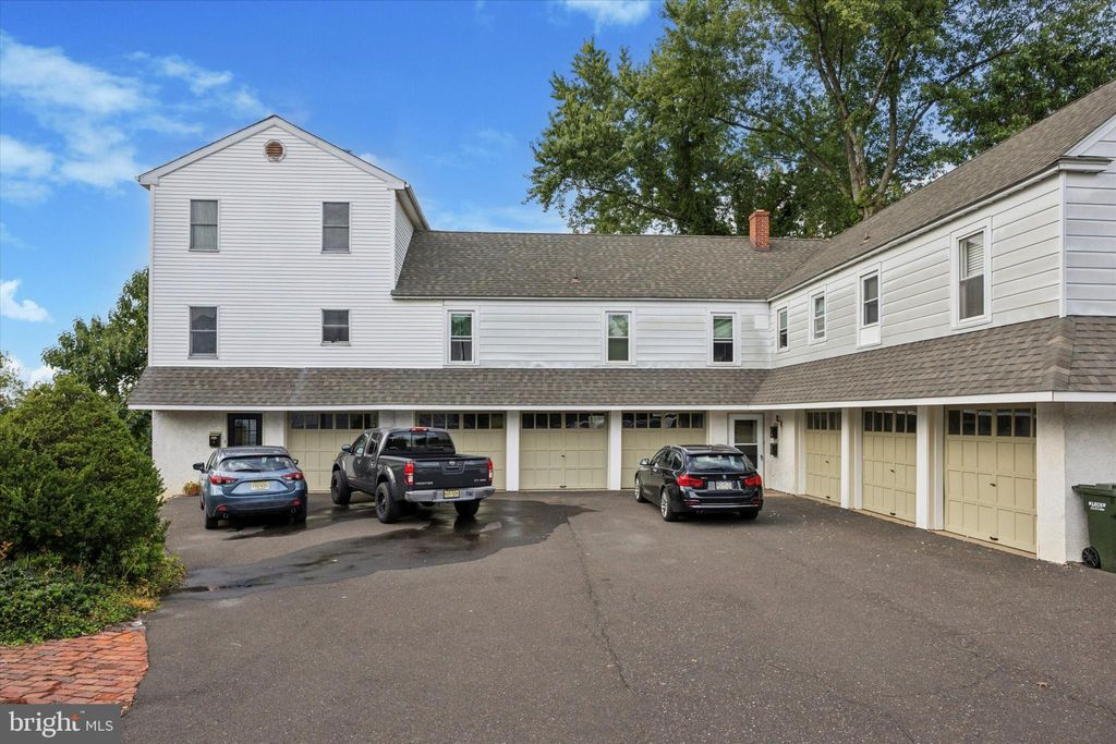 Photo of 413 N Pine Street, LANGHORNE, PA 19047 (MLS # PABU2105528)