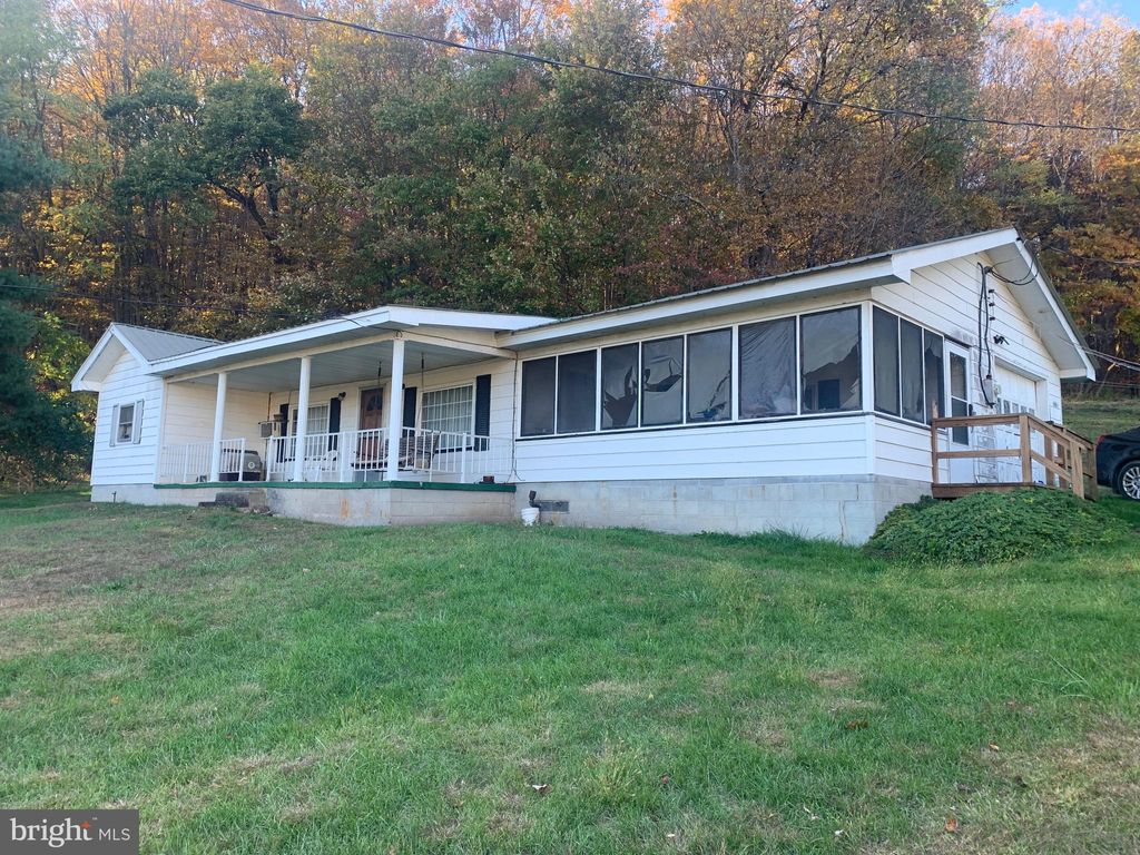 Photo of 19098 Smith Valley Road, MAPLETON DEPOT, PA 17052 (MLS # PAHU2023894)
