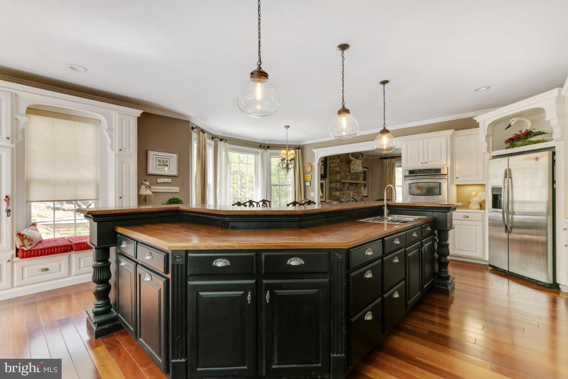 BULL RUN MOUNTAIN - Residential