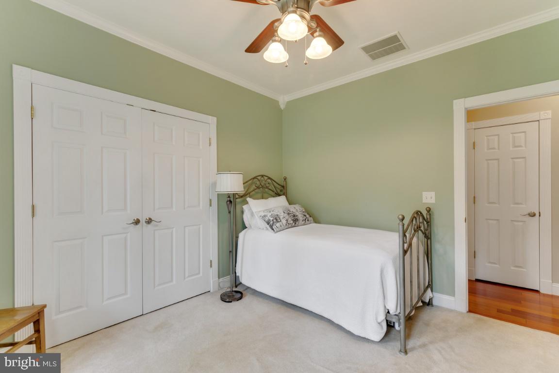 BULL RUN MOUNTAIN - Residential