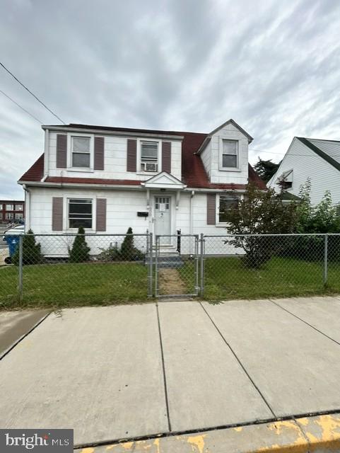 Photo of 200 Sumner St N, YORK, PA 17404 (MLS # PAYK2111768)