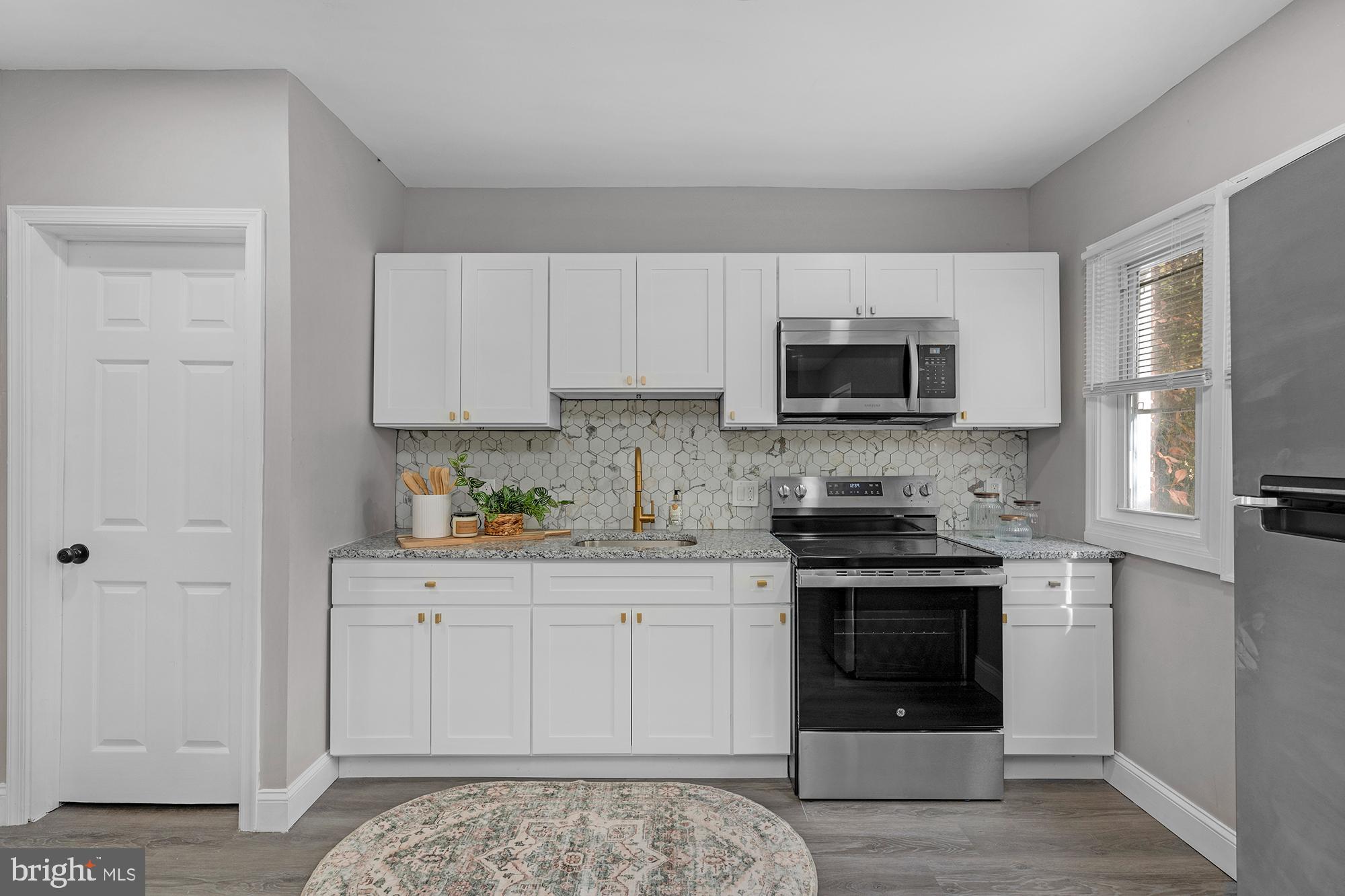 WINCHESTER - Residential