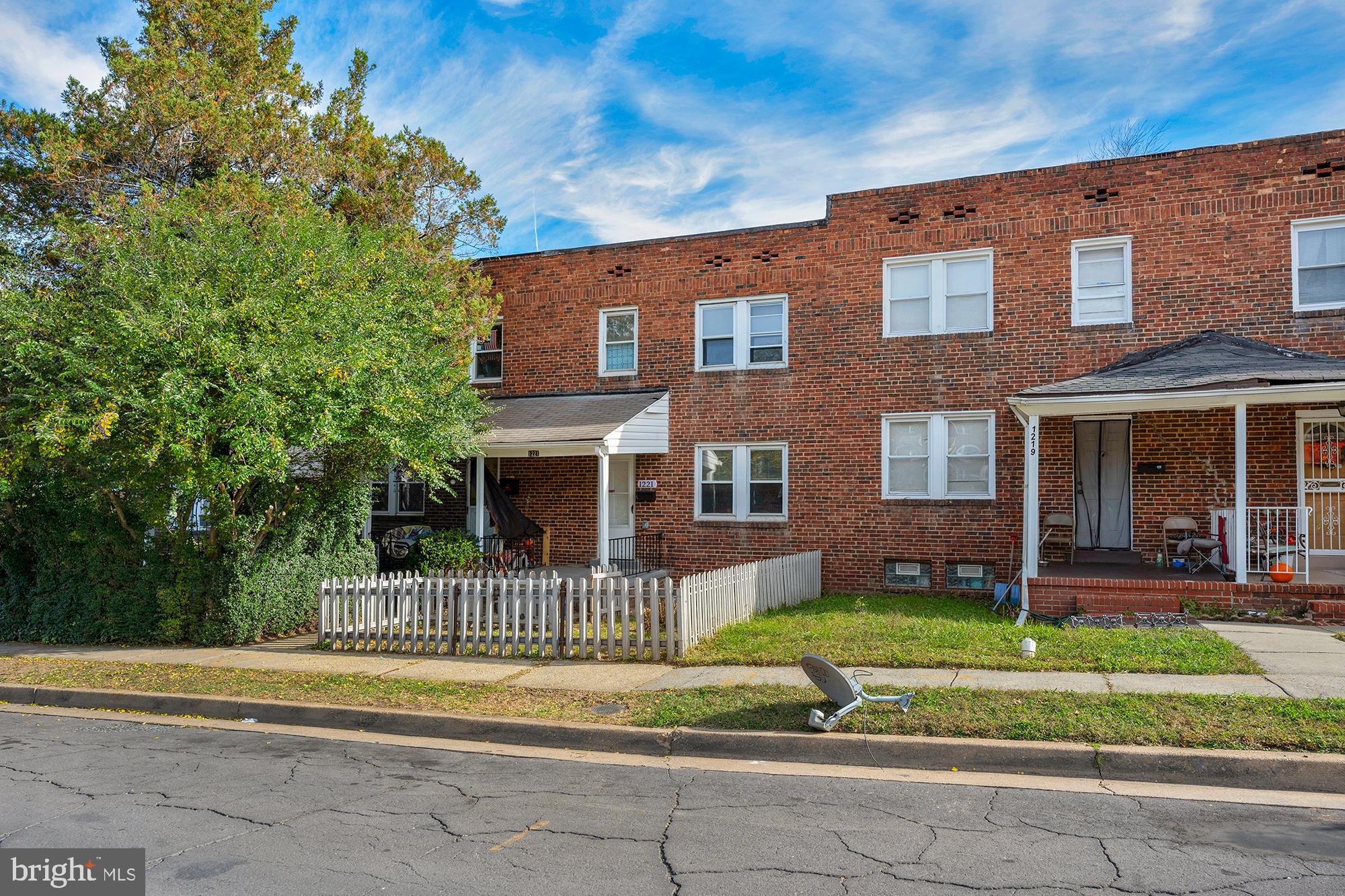 WINCHESTER - Residential