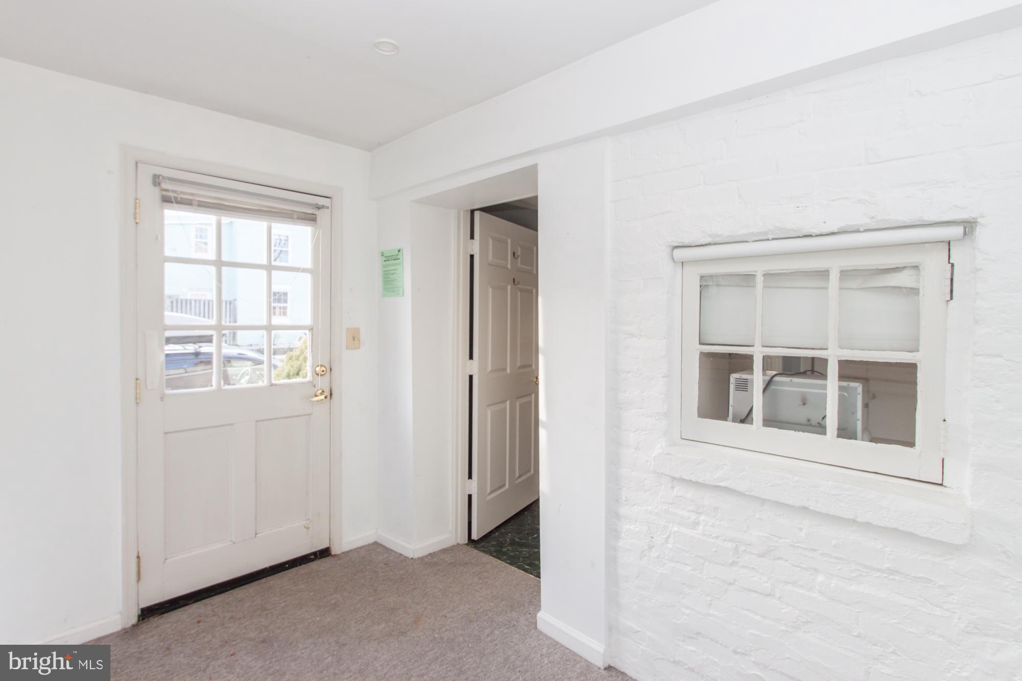 OLD TOWN ALEXANDRIA - Residential