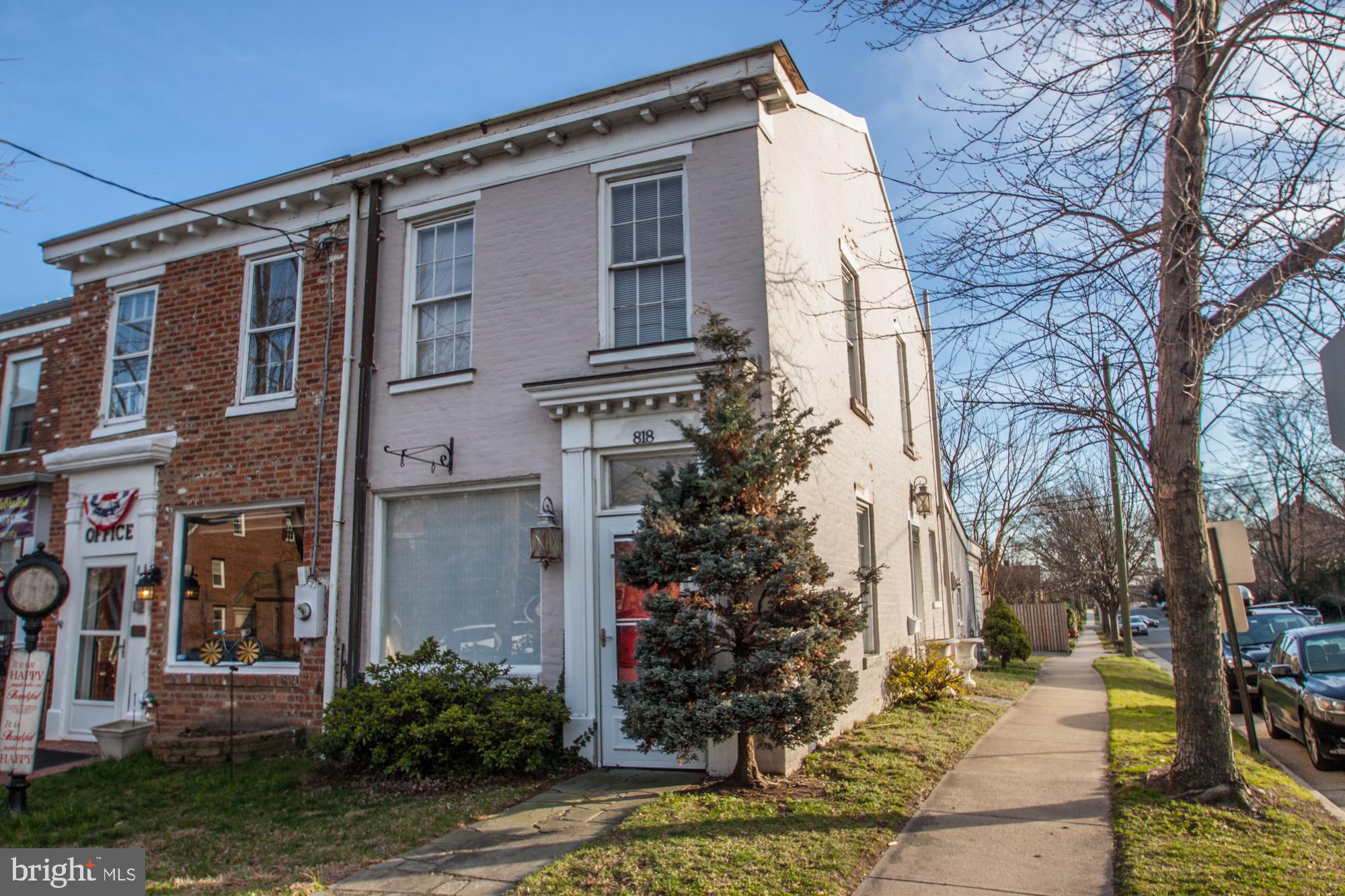 OLD TOWN ALEXANDRIA - Residential