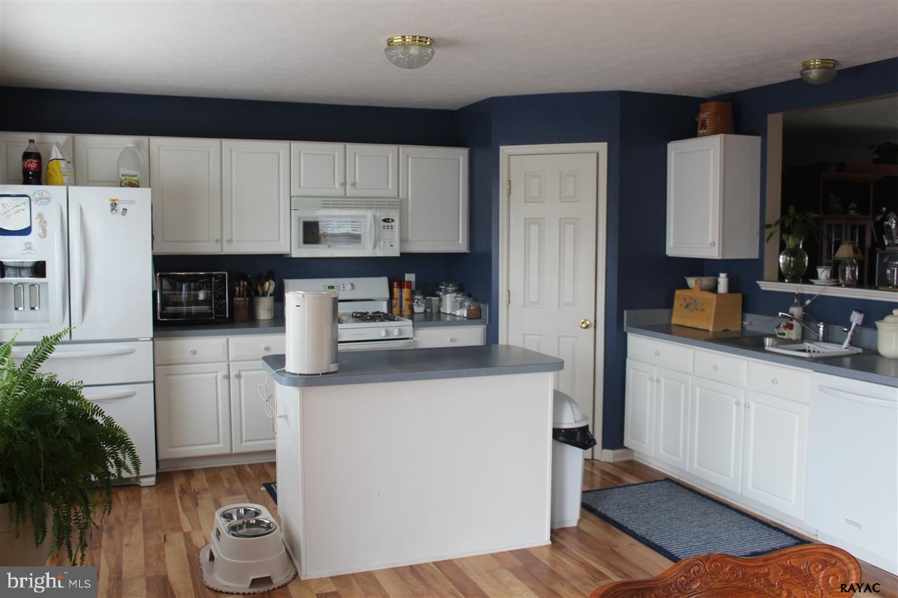 PRESIDENTIAL HEIGHTS - Residential