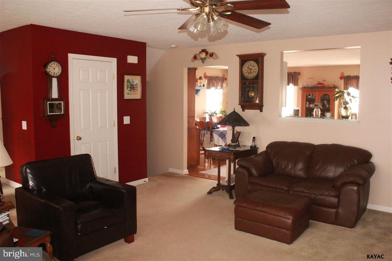 PRESIDENTIAL HEIGHTS - Residential