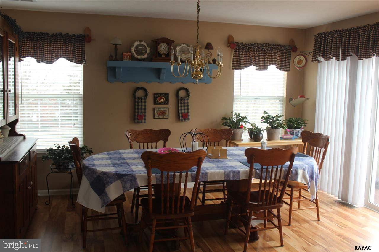 PRESIDENTIAL HEIGHTS - Residential