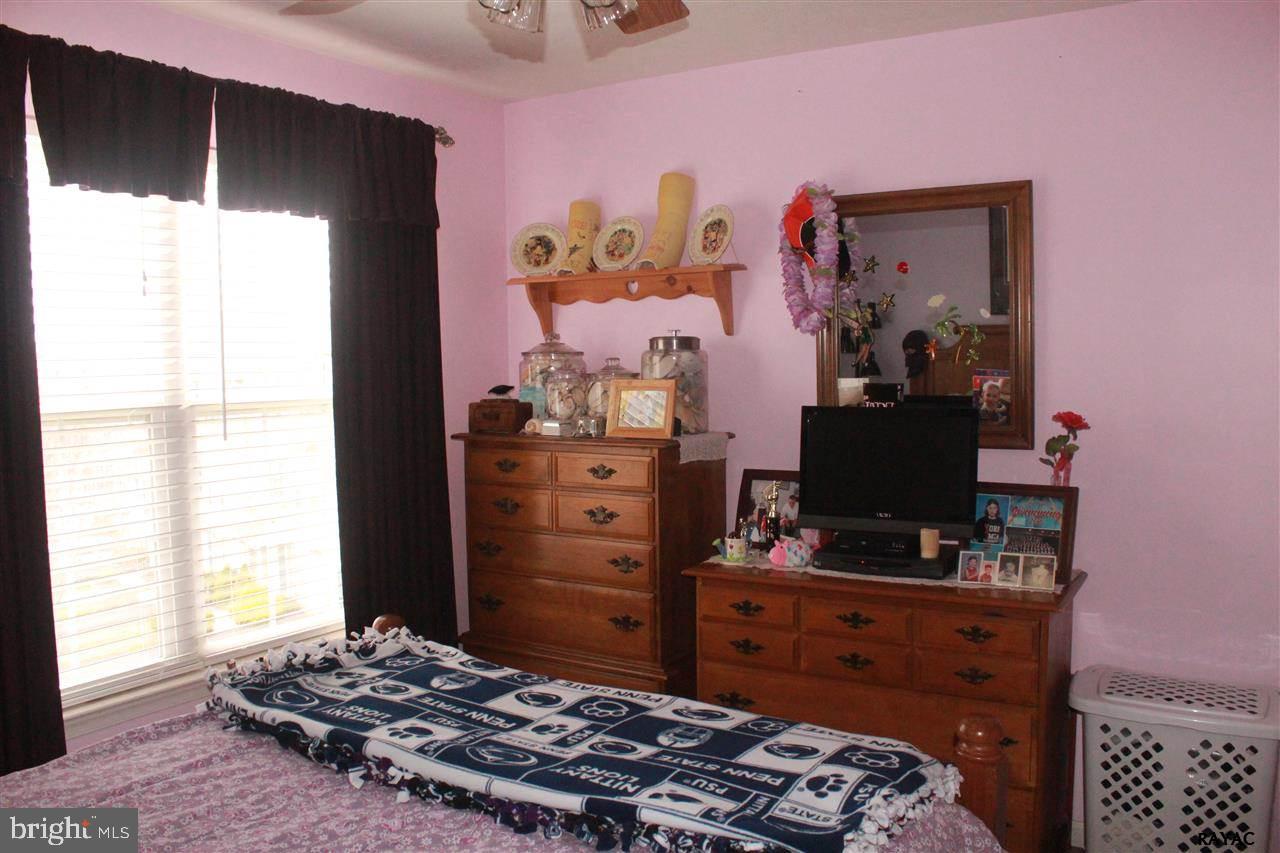 PRESIDENTIAL HEIGHTS - Residential