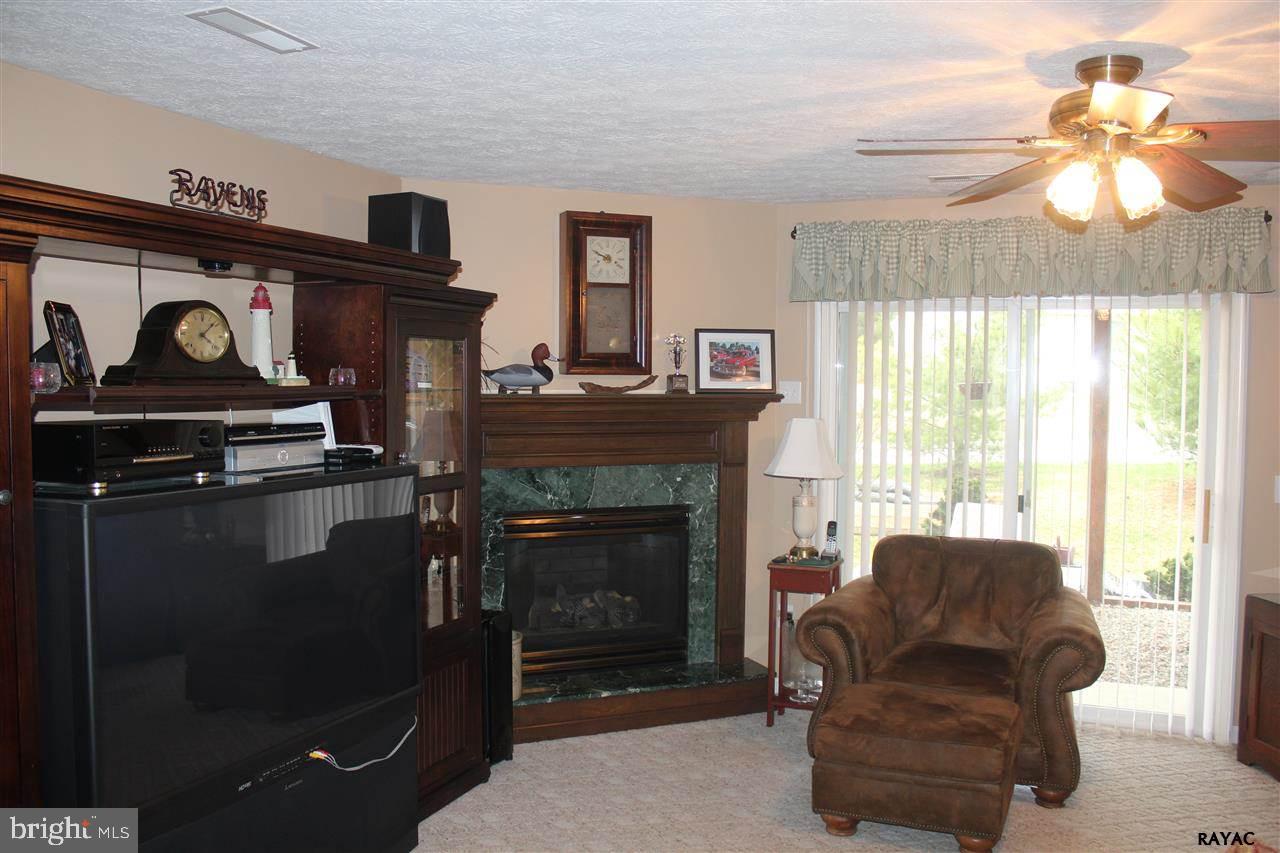 PRESIDENTIAL HEIGHTS - Residential