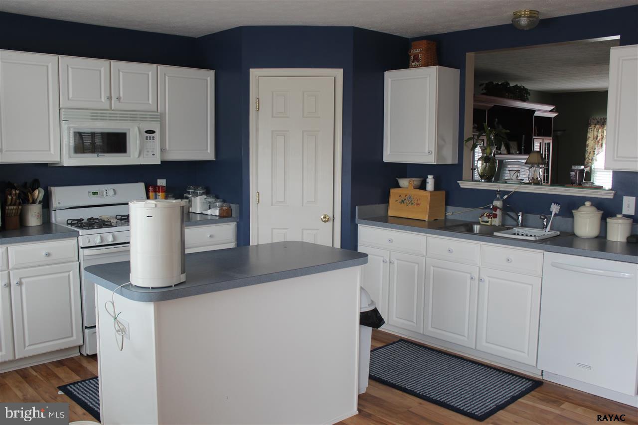 PRESIDENTIAL HEIGHTS - Residential