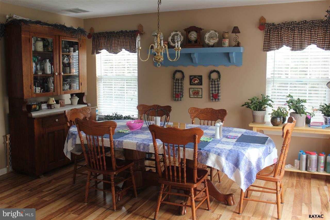 PRESIDENTIAL HEIGHTS - Residential