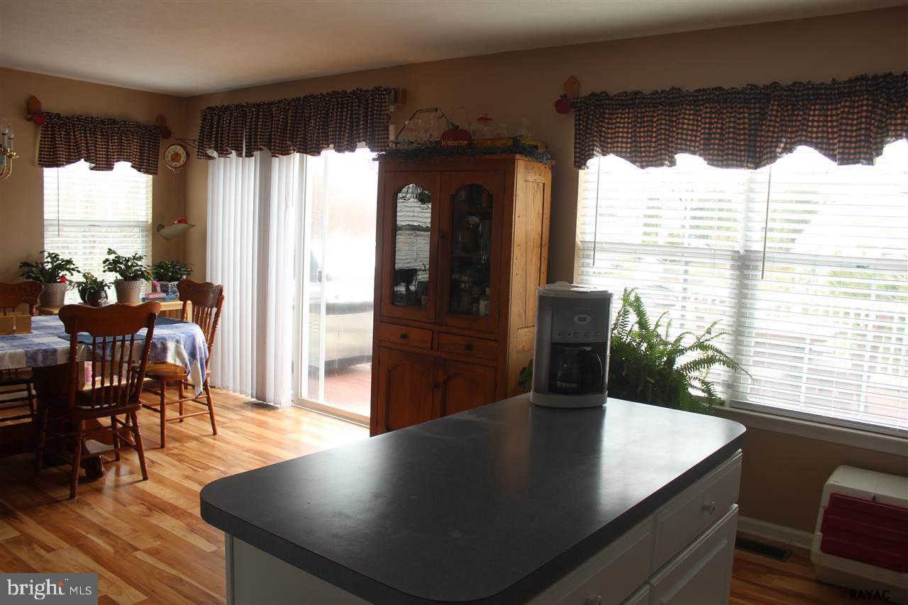 PRESIDENTIAL HEIGHTS - Residential