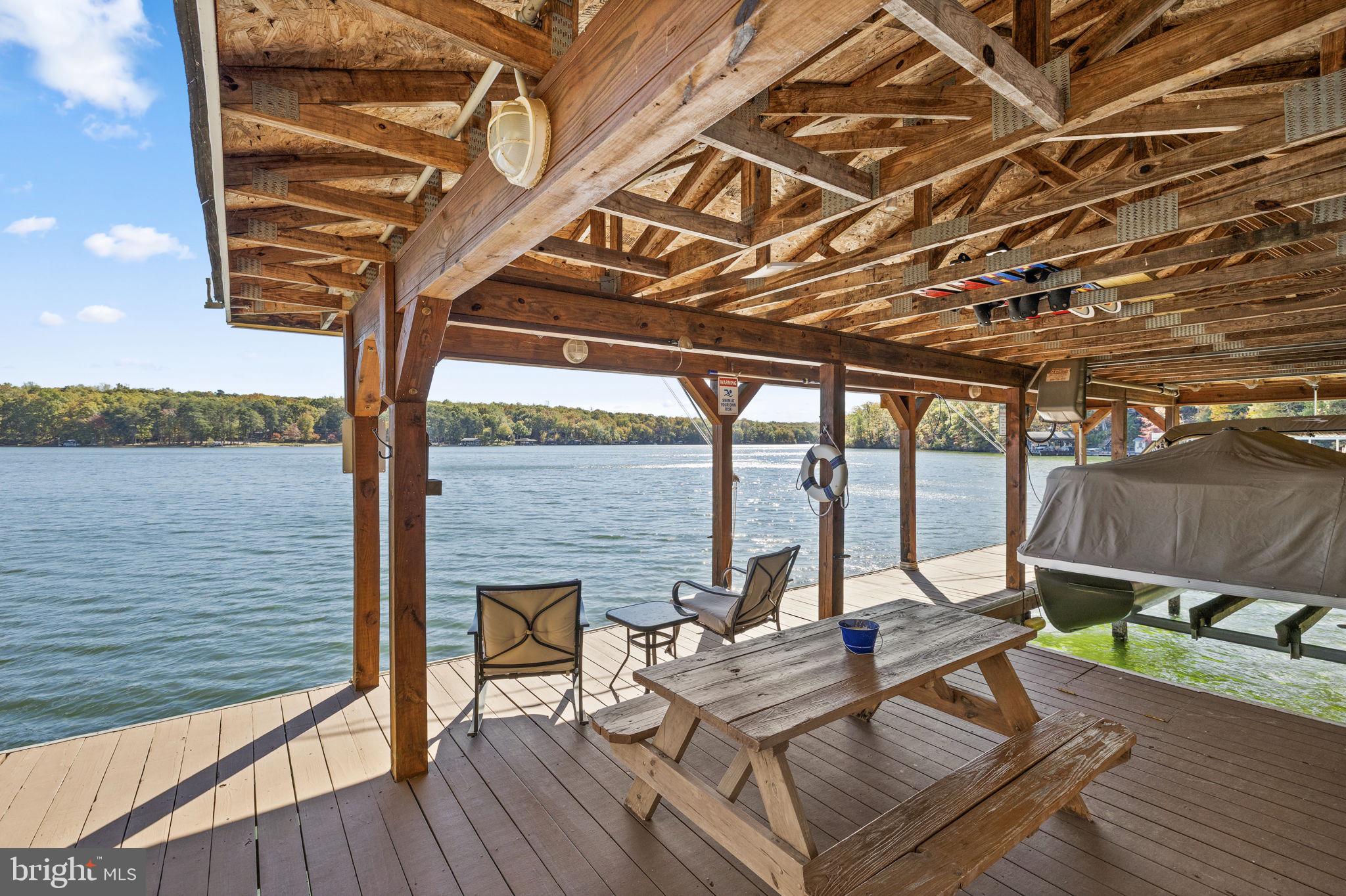 MYSTIC POINTE - Residential