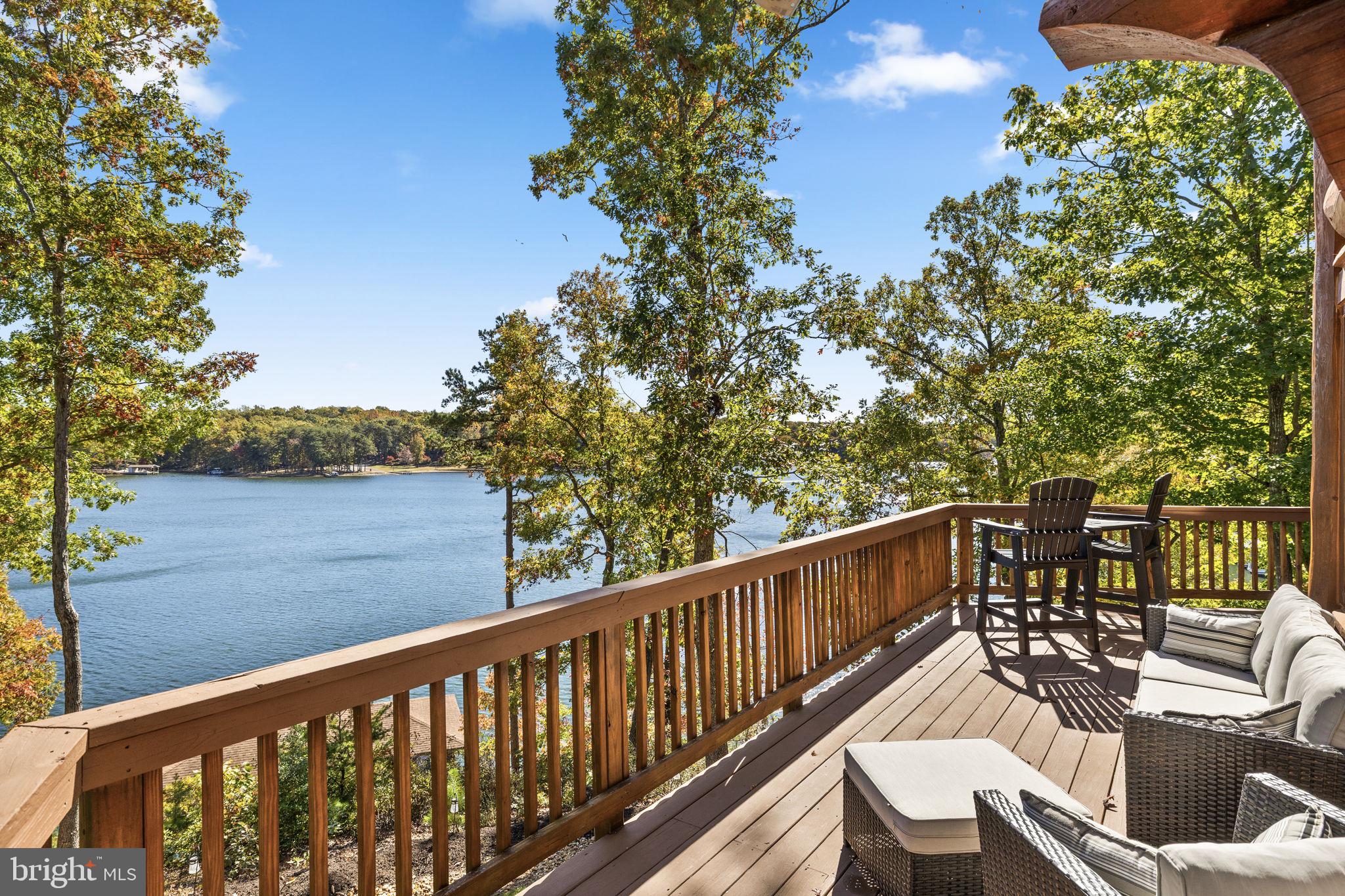 MYSTIC POINTE - Residential