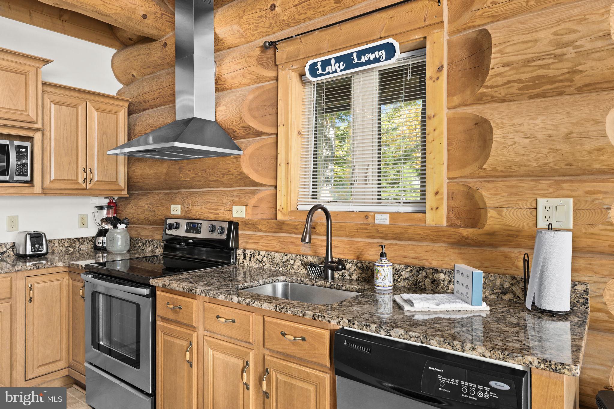 MYSTIC POINTE - Residential