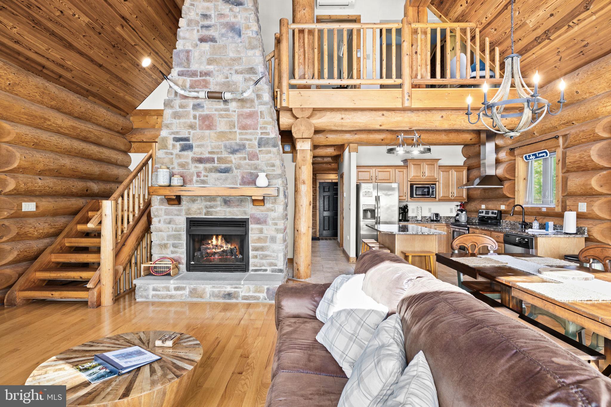 MYSTIC POINTE - Residential