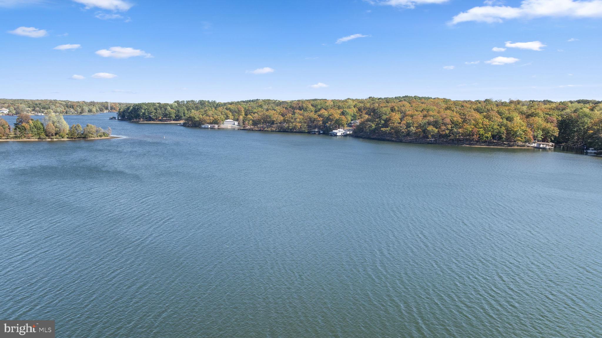 MYSTIC POINTE - Residential