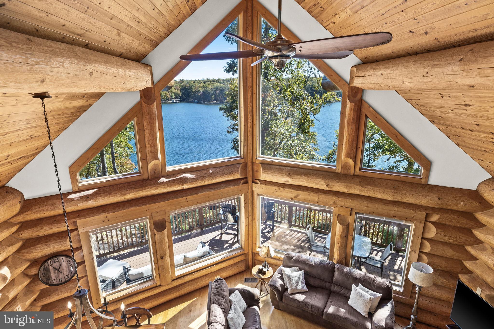 MYSTIC POINTE - Residential