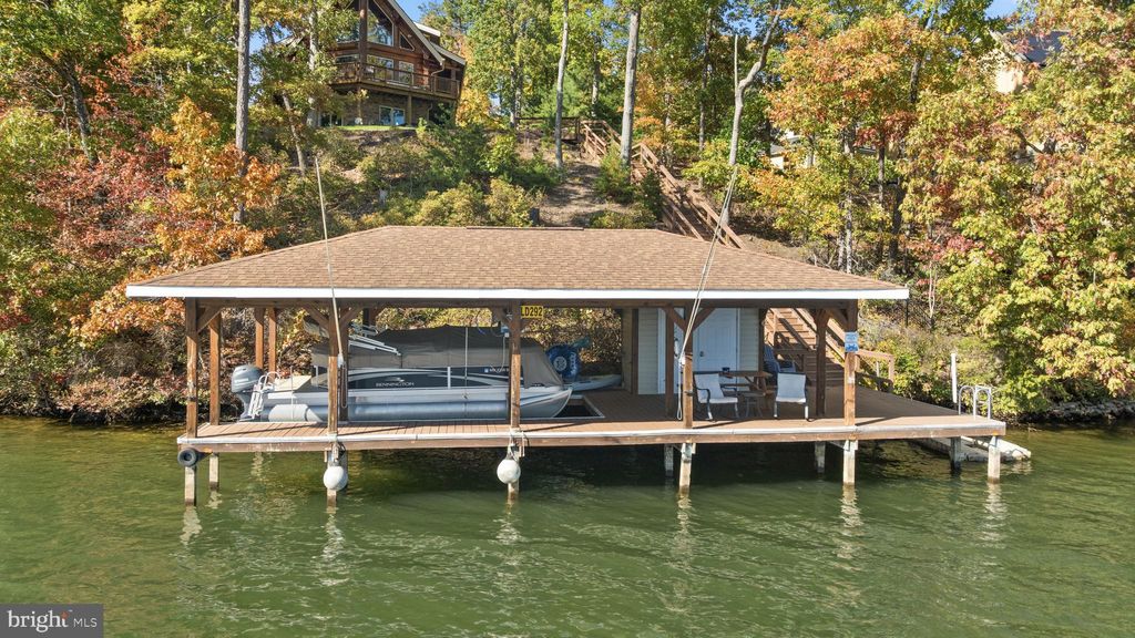 Photo of 1132 Mitchell Point Road, MINERAL, VA 23117 (MLS # VALA2008762)