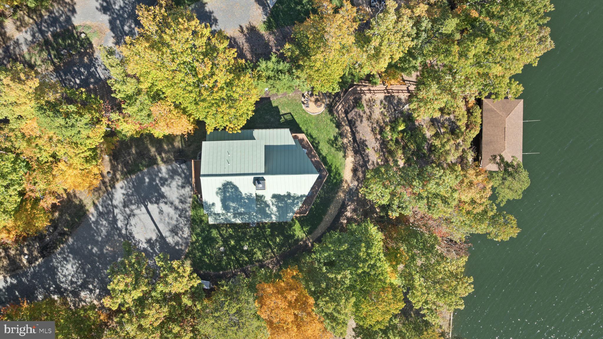 MYSTIC POINTE - Residential