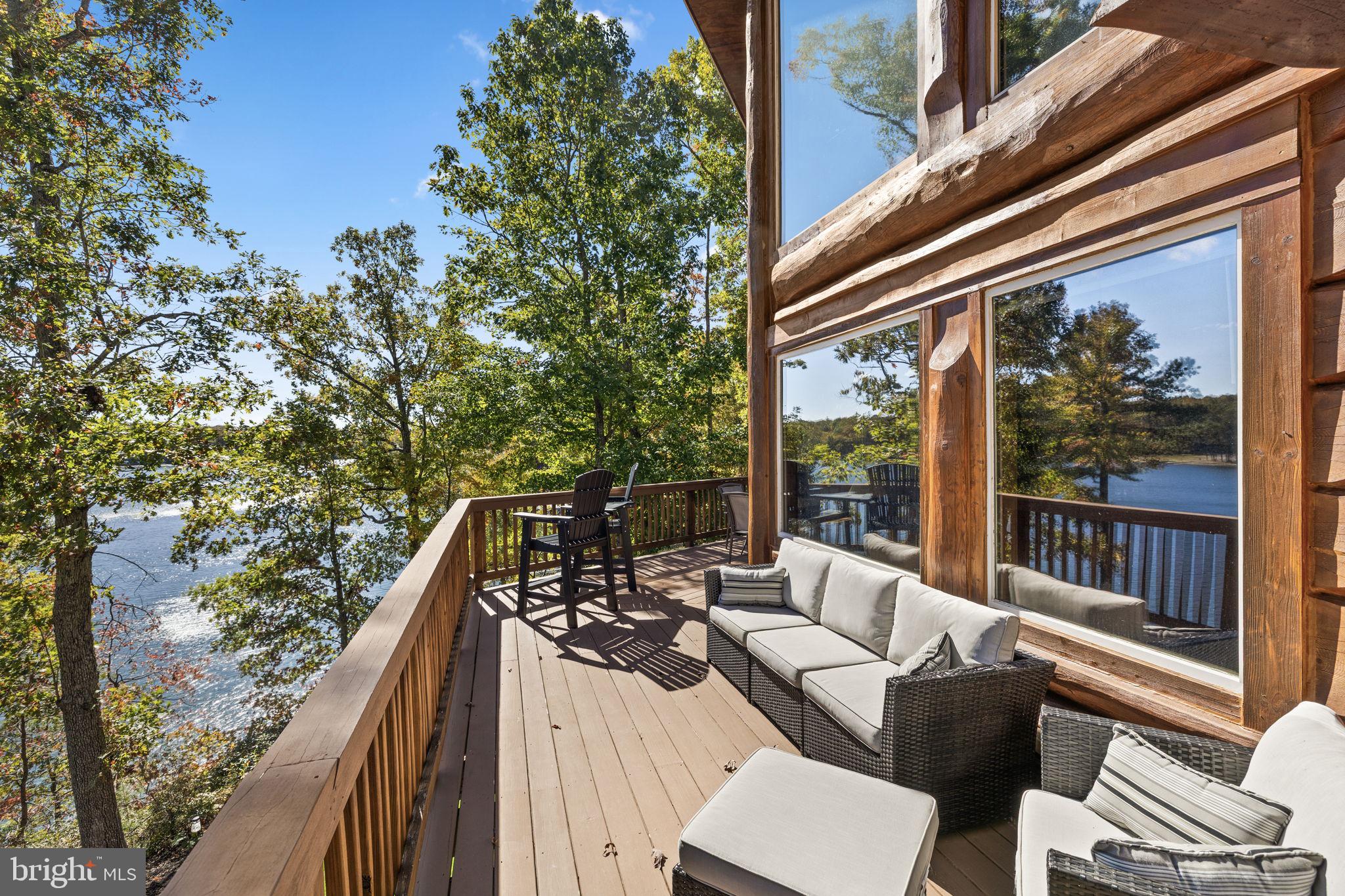 MYSTIC POINTE - Residential