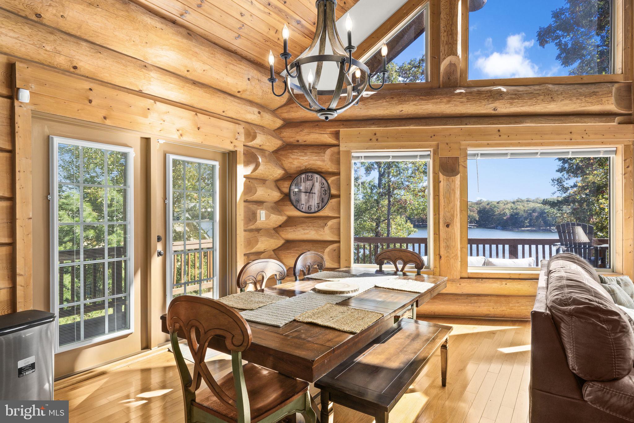 MYSTIC POINTE - Residential