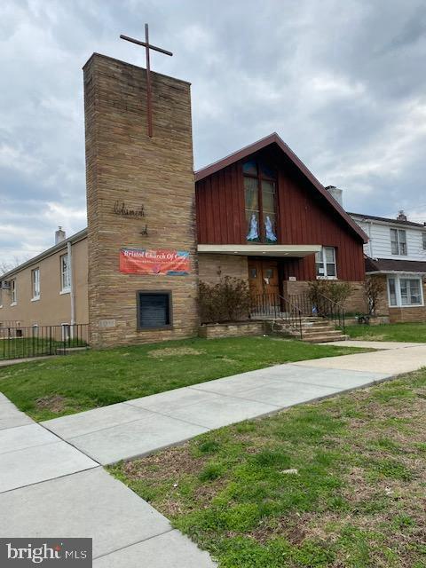 2010 WILSON AVENUE CHURCH AND HOUSE