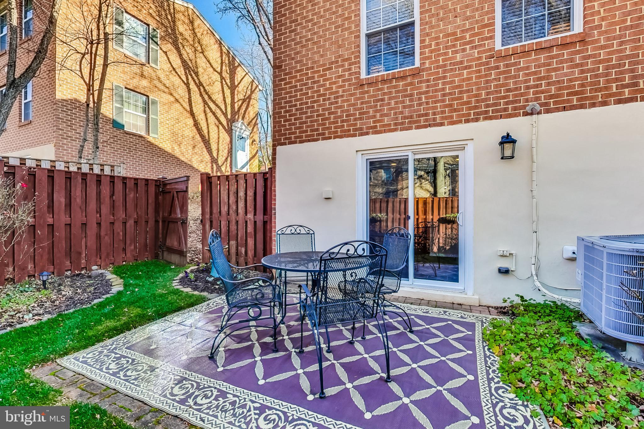 MARBLE HILL - Residential