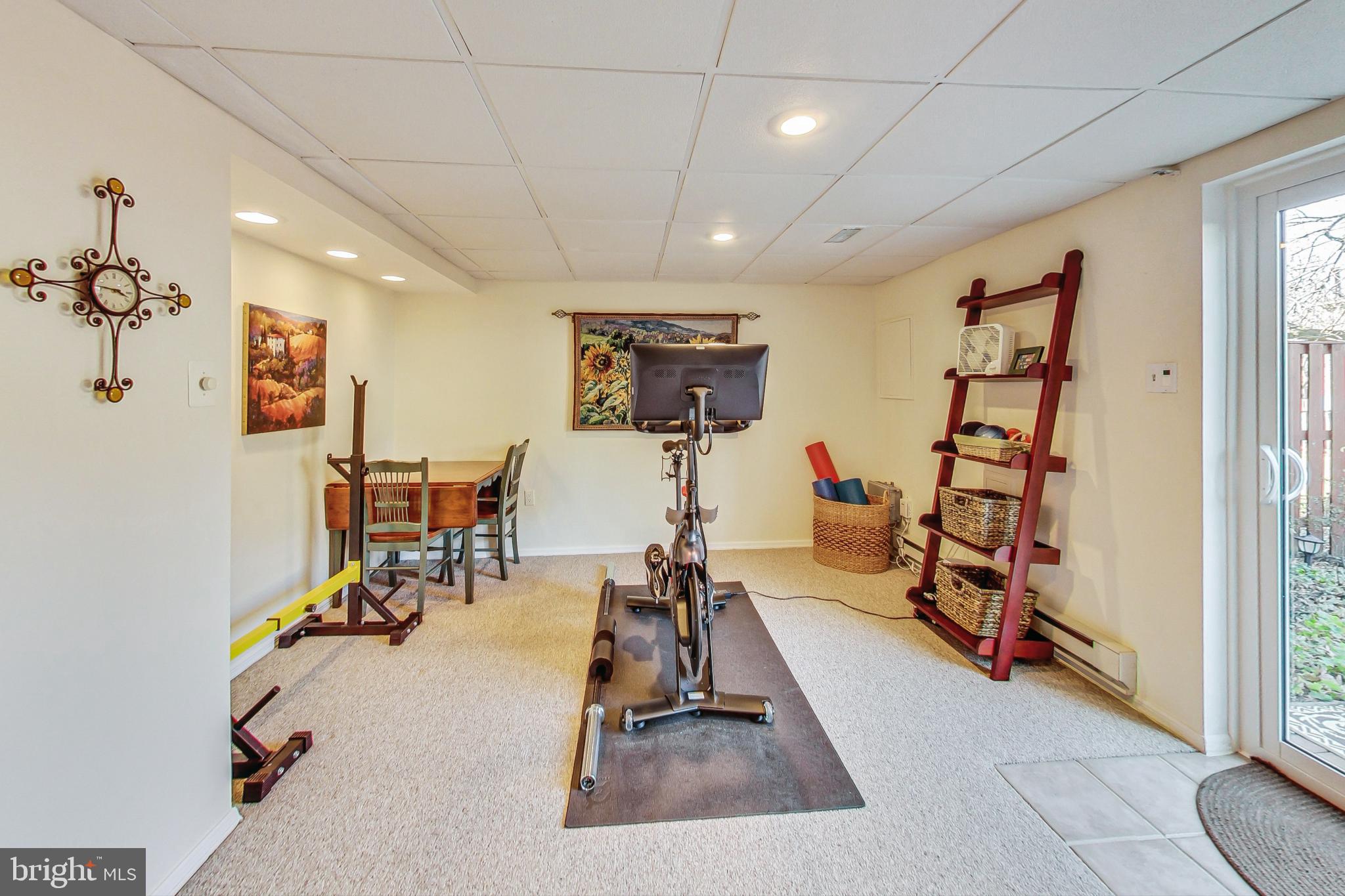 MARBLE HILL - Residential