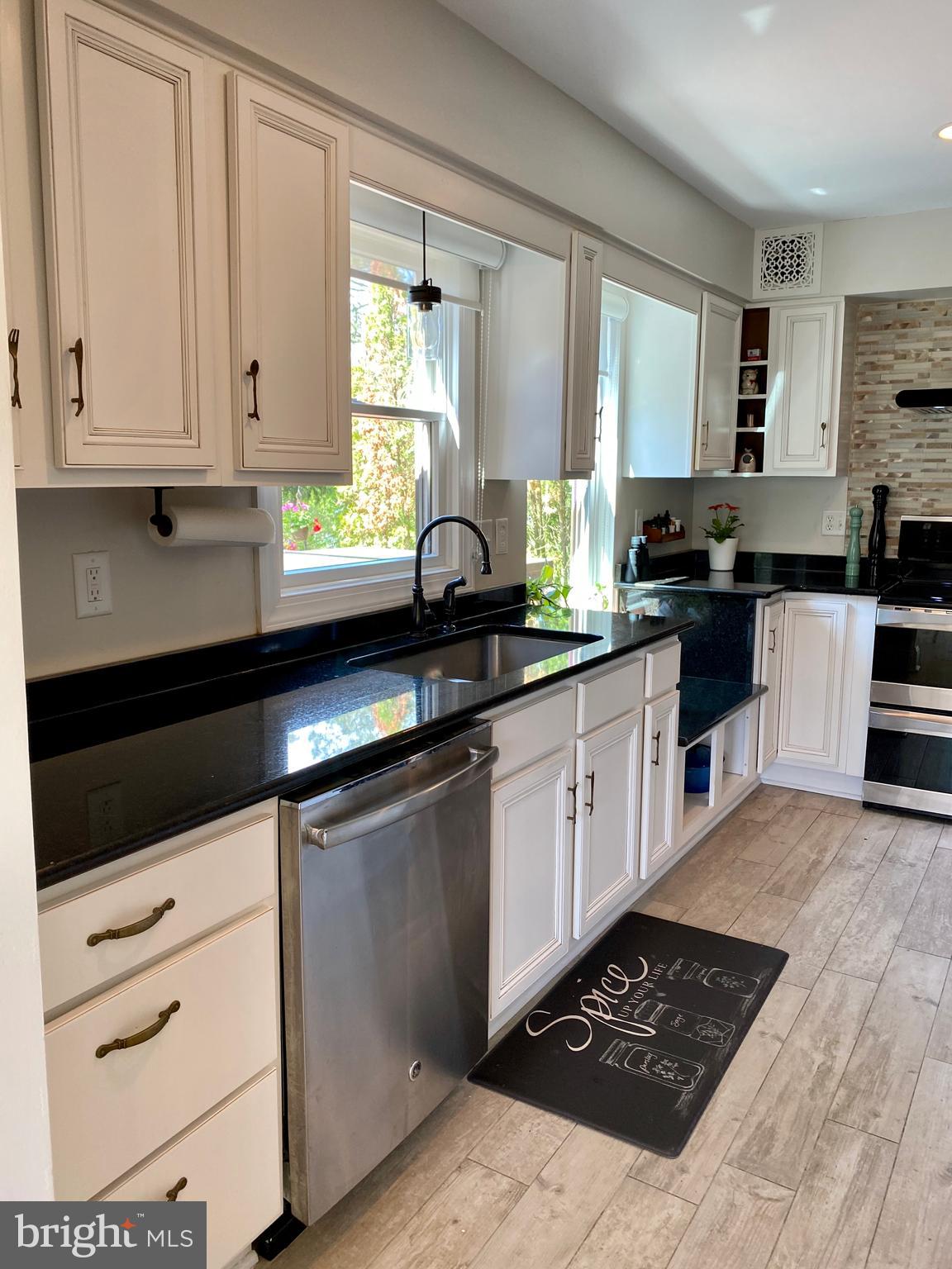 EASTLAKE ESTATES - Residential