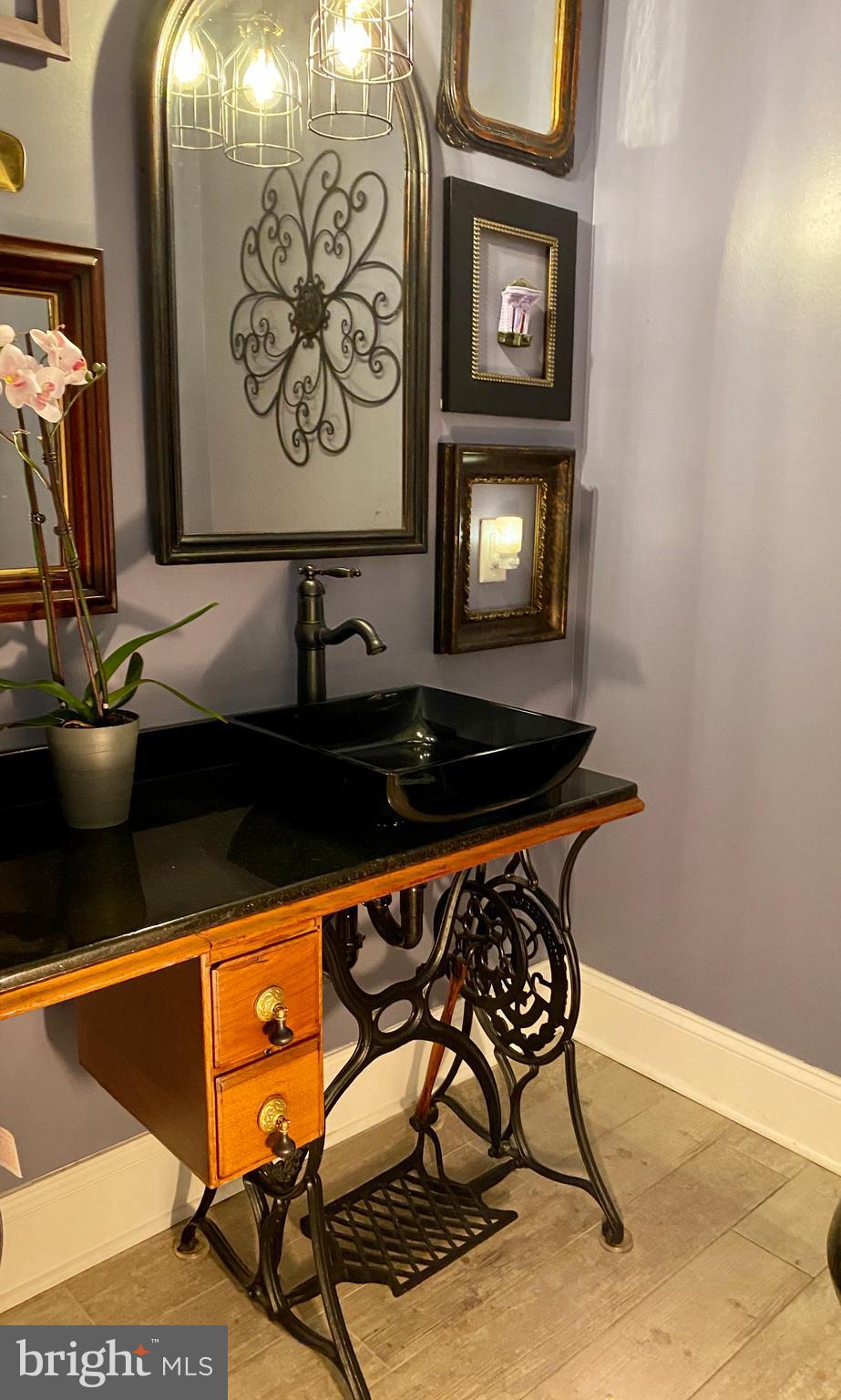 EASTLAKE ESTATES - Residential