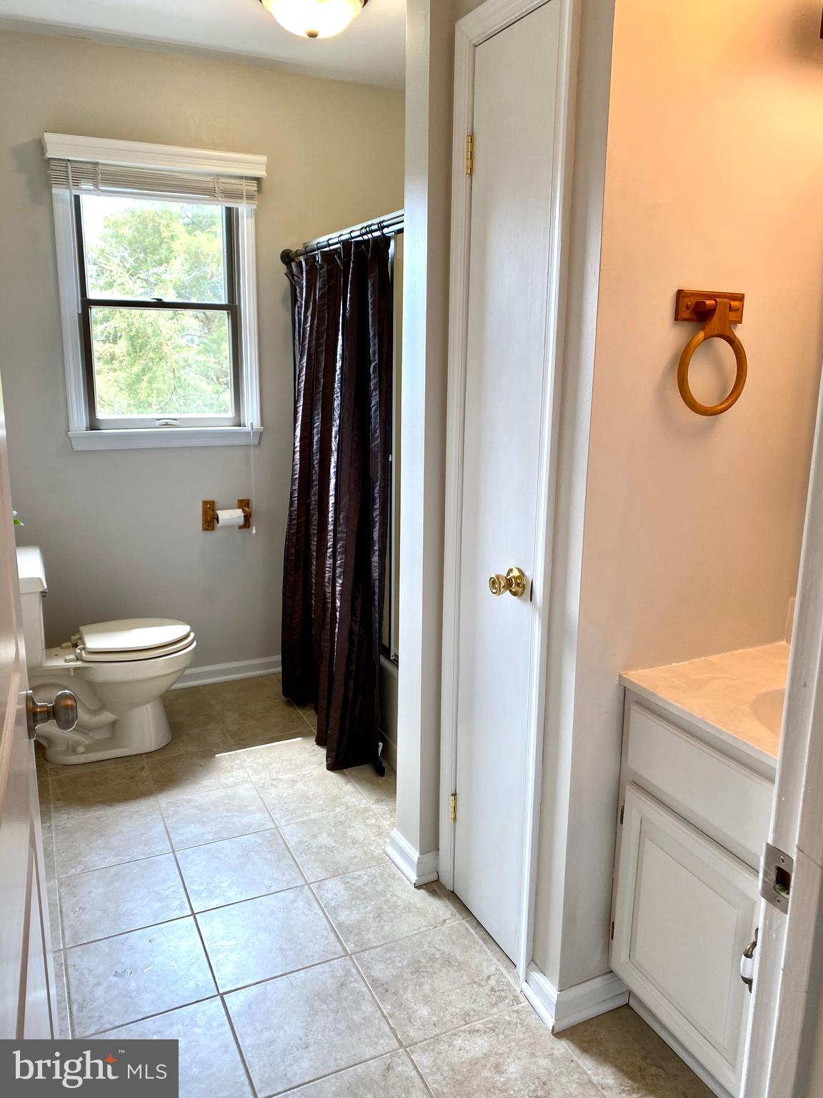 EASTLAKE ESTATES - Residential