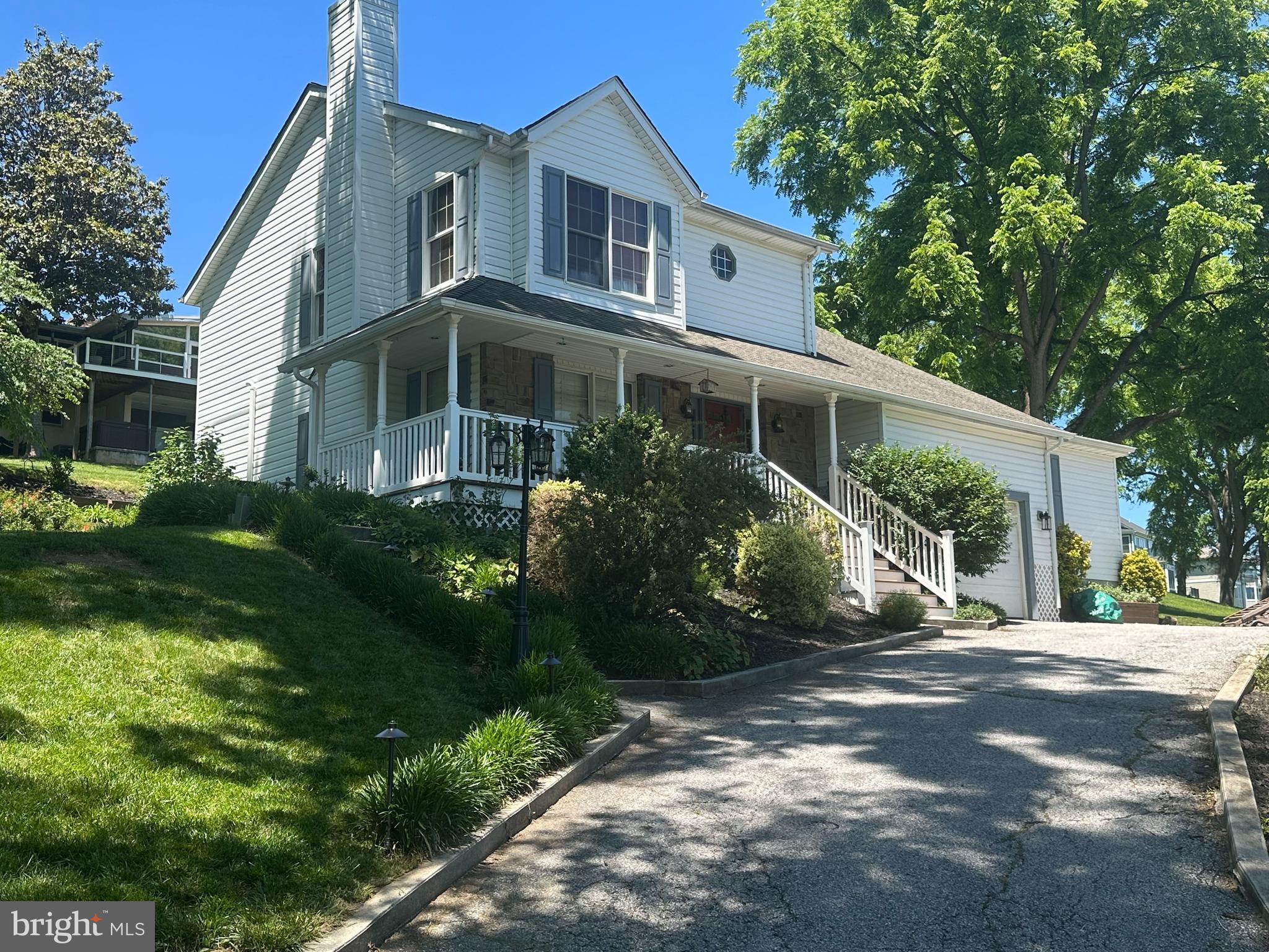 15 RIDGE VIEW DRIVE