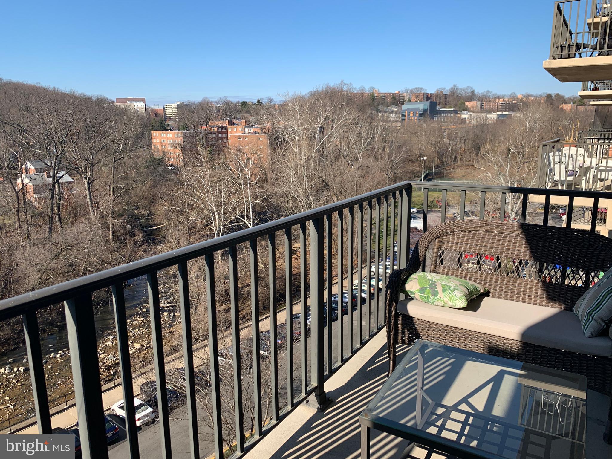 THE CARLTON - Residential