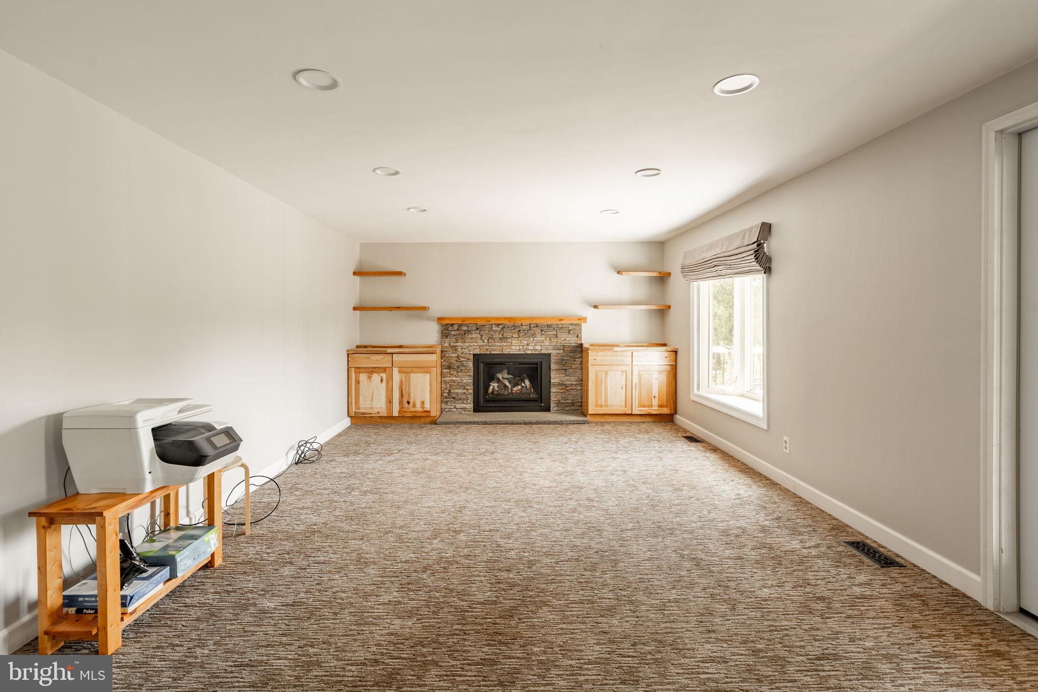 BROOKSIDE FARMS - Residential