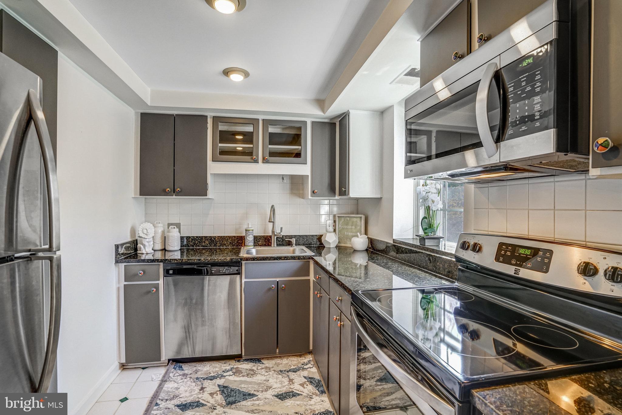 FAIRLINGTON VILLAGE - Residential