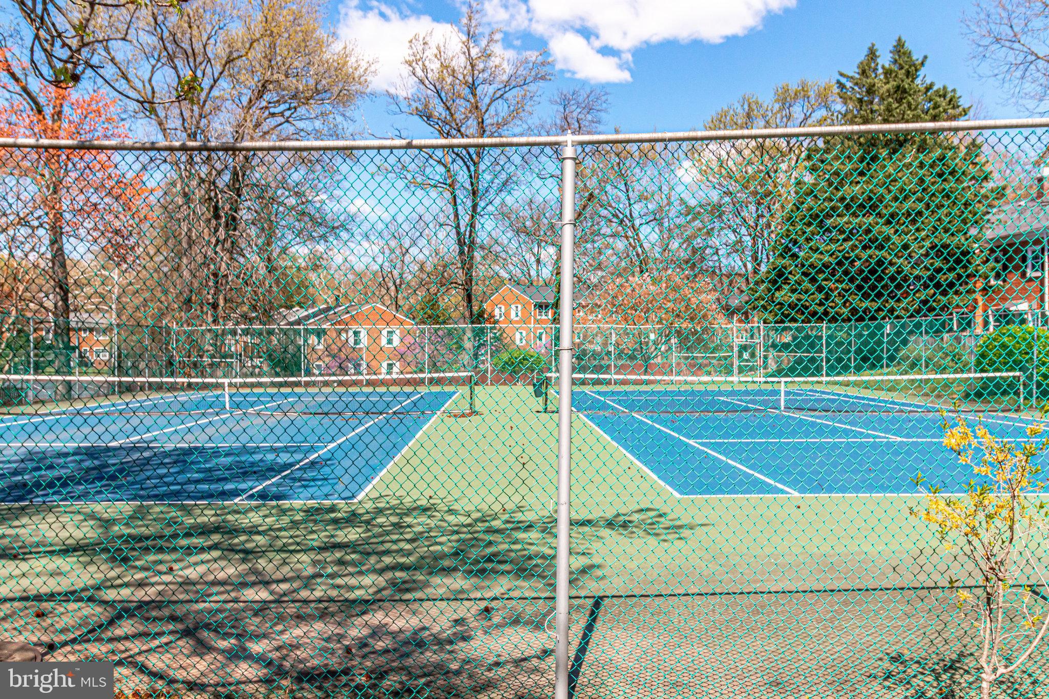 FAIRLINGTON VILLAGE - Residential