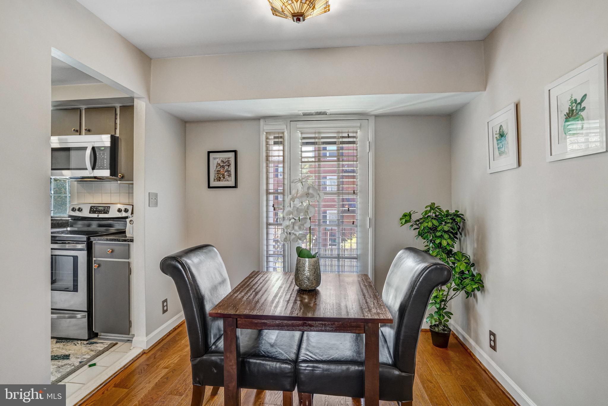 FAIRLINGTON VILLAGE - Residential